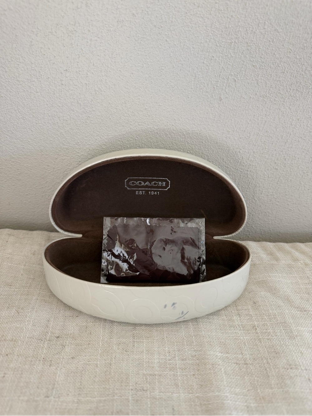 Coach Signature C Cream Clam Shell Sunglasses Case with Brown Interior
